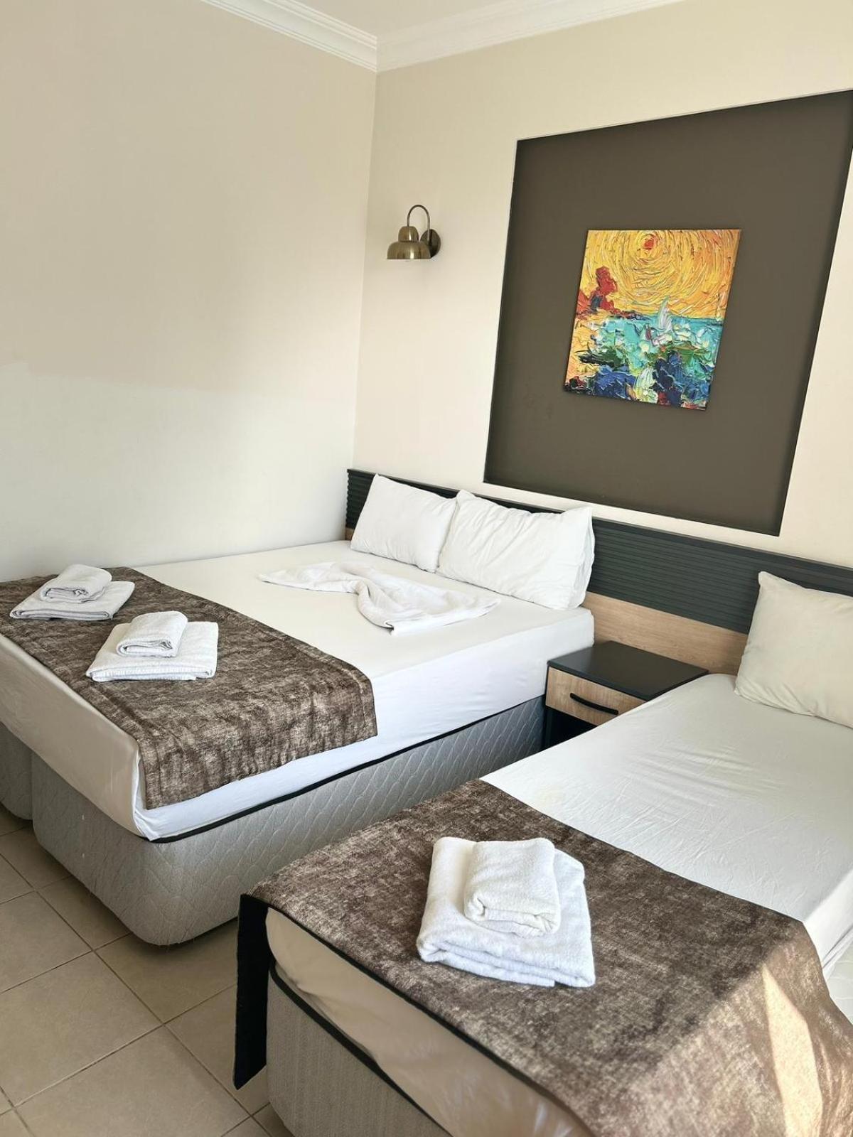 Side Sunset Hotel Luaran gambar